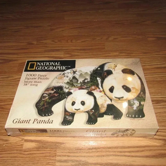 National Geographic, 1000 pc. "Giant Panda" Jigsaw Puzzle Shaped Pieces~SEALED - Picture 1 of 2
